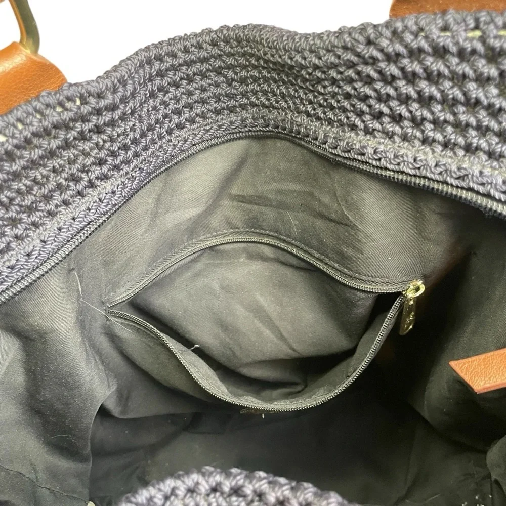The Sak Cambria Crocheted Large Double Strap Zip Top Tote‎ Navy Woven Ribbon EUC